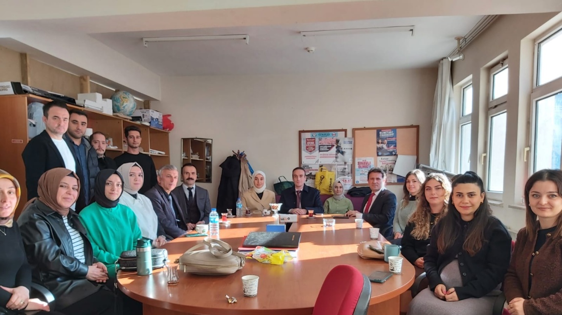 Sayın Kaymakamımız Mehmet Fatih KESTİOĞLU'nun Okulumuza Ziyareti